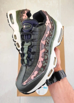 Baskets Sneackers Nike Air Max 95 << Olive Pink Camo >> Taille 38.5, marca: Nike, estado: Muito bom, tamanho: 38.5, €55.00, €58.45 inclui Proteção do Comprador Pro