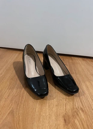 Escarpins noirs brillants – petit talon, parfaits pour le travail, marque: Fashion, état: Très bon état, taille: 38, 5,00 €, 5,95 € Protection acheteurs incluse