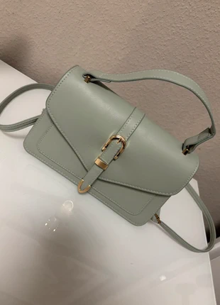 Salbei/ Grüne Tasche Shein, brand: Shein, condizioni: Ottime, €2.00, €2.80 include la Protezione acquisti