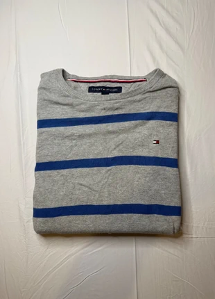 Pull coll ras de cou Tommy Hilfiger homme gris / bleu taille L logo brodé sur la poitrine, marque: Tommy Hilfiger, état: Très bon état, taille: L, 30,00 €, 32,20 € Protection acheteurs incluse