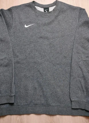 Nike | Pull gris | taille L, marque: Nike, état: Très bon état, taille: M, 15,00 €, 16,45 € Protection acheteurs incluse