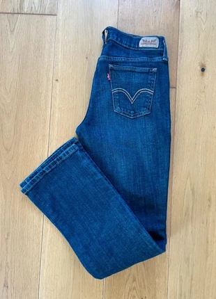 Jean Lévis vintage bootcut bleu marine W26, marke: Levi's, zustand: Sehr gut, größe: S / 36 / 8, 20,00 €, 21,70 € beinhaltet Vinted-Käuferschutz Pro