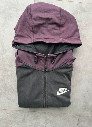 Pull à capuche Nike Rouge Bordeaux/Noir taille M, marque: Nike, état: Très bon état, taille: M, 12,00 €, 13,30 € Protection acheteurs incluse