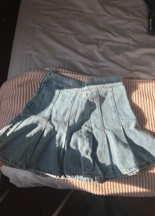 Gonna a pieghe in jeans, brand: Primark, condizioni: Ottime, taglia: M / IT 42 / EU 38, €5.00, €5.95 include la Protezione acquisti