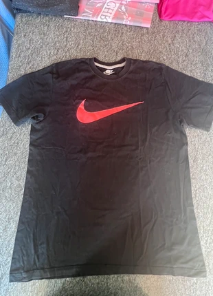 Maglia uomo Nike, marque: Nike, état: Très bon état, taille: L, 10,00 €, 11,20 € Protection acheteurs incluse