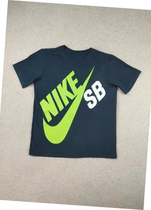 T-shirt Nike SB marine logo imprimé poitrine | 10-12 ans garçon coton | Skate streetwear, marque: Nike, état: Bon état, taille: 12 ans / 152 cm, 5,00 €, 5,95 € Protection acheteurs (Pro) incluse