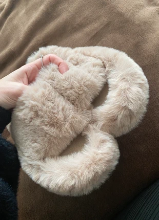 Chaussons doux, marque: Primark, état: Neuf sans étiquette, taille: 38, 3,00 €, 3,85 € Protection acheteurs incluse