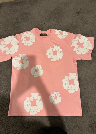 denim tears t shirt, brand: Denim Tears, condizioni: Nuovo senza cartellino, taglia: S, €12.00, €13.30 include la Protezione acquisti