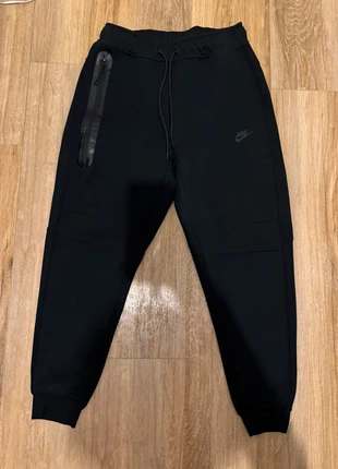 🖤 Bas Nike Tech full noir – Taille M 🖤, marque: Nike, état: Neuf sans étiquette, taille: M, 59,99 €, 63,69 € Protection acheteurs incluse