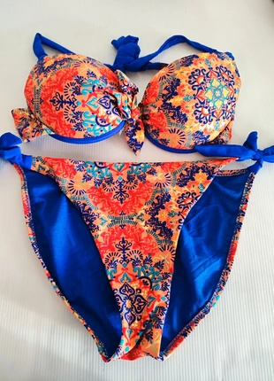 Ensemble maillot de bain Rae by lingerie land taille 40FR, neuf valeur 22€, marque: Lingerie Land, état: Neuf avec étiquette, taille: L / 40 / 12, 7,00 €, 8,05 € Protection acheteurs incluse