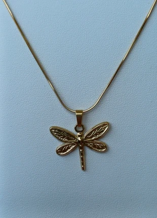 Gouden stainless steel ketting met libelle bedel, merk: Bohemian, staat: Nieuw zonder prijskaartje, € 7,50, € 8,58 inclusief Kopersbescherming