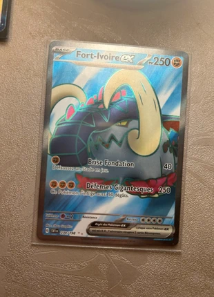 Carte Pokémon Fort-Ivoire-ex Full Art 230/198 EV FR NM, marke: Pokémon, zustand: Neu, 5,00 €, 5,95 € inklusive Vinted-Käuferschutz