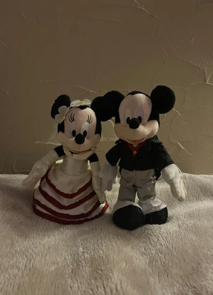 Lot de 2 peluches Mickey + Minnie mariés, marque: Disneyland Paris, état: Neuf avec étiquette, taille: XXL, 10,00 €, 11,20 € Protection acheteurs incluse