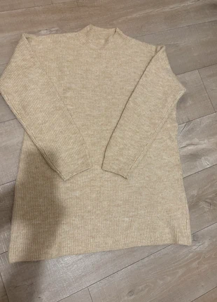 Robe pull beige, marca: Bizzbee, estado: Muito bom, tamanho: M / 38 / 10, €5.00, €5.95 inclui Proteção do Comprador