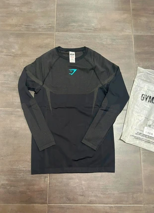 T shirt manche longue GymShark Onyx taille M, marque: Gymshark, état: Neuf avec étiquette, taille: M, 95,00 €, 100,45 € Protection acheteurs (Pro) incluse