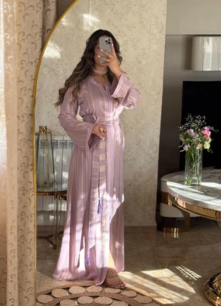 Robe brodée takchita karakou caftan algérien marocain khotba traditionnel mariage hlel henna, marque: CHIC, état: Neuf avec étiquette, taille: Taille unique, 60,00 €, 63,70 € Protection acheteurs incluse