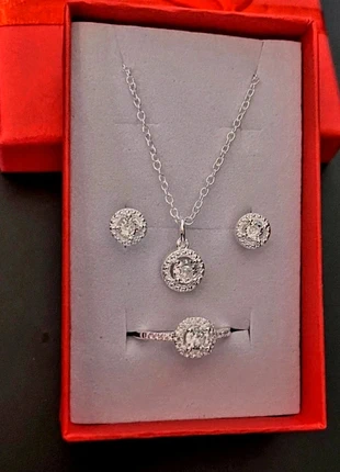 Jolie parure 3pièces en argent Sterling poinçonnée, marque: 925, état: Neuf sans étiquette, 12,00 €, 13,30 € Protection acheteurs incluse