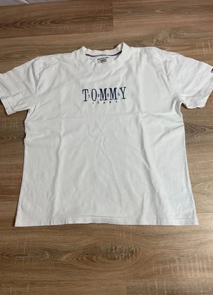 Tommy Jeans T-shirt oversize blanc, Taille L - excellent etat, brand: Tommy Jeans, condizioni: Ottime, taglia: L, €20.00, €21.70 include la Protezione acquisti