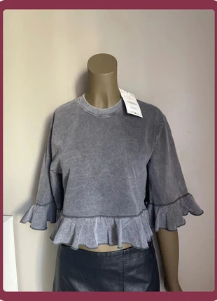 Haut Zara gris délavé – Collection 2025 – Taille S – 100% coton, marque: Zara, état: Très bon état, taille: S / 36 / 8, 15,00 €, 16,45 € Protection acheteurs incluse