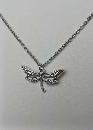 Zilveren stainless steel ketting met vintage libelle bedel, merk: Bohemian, staat: Nieuw zonder prijskaartje, € 7,00, € 8,05 inclusief Kopersbescherming