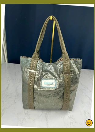 Sac à main et à épaule Guess Y2K vintage année 2000 à écailles brilllante, brand: GUESS, condition: Very good, €44.00, €46.90 includes Buyer Protection Pro