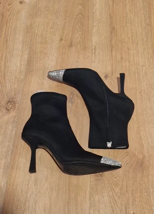 Botín negro con pedrería, marque: Zara, état: Très bon état, taille: 39, 13,00 €, 14,35 € Protection acheteurs incluse