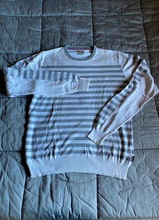 Bellissimo maglioncino bianco e grigio a righe taglia XL, brand: Denim Style, condizioni: Ottime, taglia: XL, €4.00, €4.90 include la Protezione acquisti