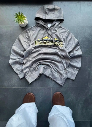 Pull avec capuche Volleyball logo floque vintage 90s - couleur gris foncé - taille S 💫, marca: Vintage Dressing, estado: Muito bom, tamanho: S, €9.00, €10.15 inclui Proteção do Comprador Pro