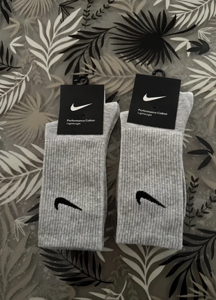 Calzini Nike 2 paia, brand: Nike, condizioni: Nuovo senza cartellino, taglia: Taglia unica, €7.00, €8.05 include la Protezione acquisti