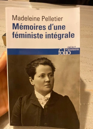 Livre mémoire d’une féministe intégrale, staat: Heel goed, € 2,00, € 2,80 inclusief Kopersbescherming