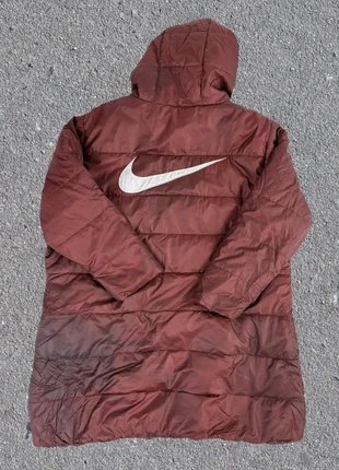Doudoune longue Nike bordeaux XXL, marque: Nike, état: Bon état, taille: XL / 42 / 14, 19,90 €, 21,60 € Protection acheteurs (Pro) incluse