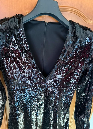 Cooles glitzerndes dress, marque: Zara, état: Très bon état, taille: S / 36 / 8, 10,00 €, 11,20 € Protection acheteurs incluse