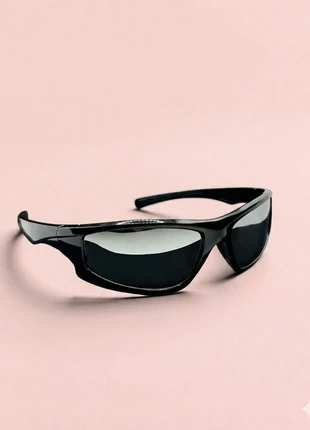 Lunettes Noire Style futuriste, rave, y2k, ski - Verres miroir, marque: y2k, état: Neuf sans étiquette, 11,90 €, 13,20 € Protection acheteurs incluse