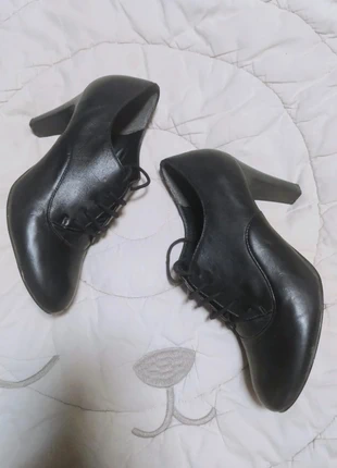 Bottines Minelli, brand: Minelli, condition: Very good, size: 39, €15.00, €16.45 includes Buyer Protection
