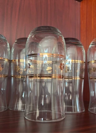 Bicchieri con decorazioni oro, marke: no brand, zustand: Sehr gut, 5,00 €, 5,95 € inklusive Vinted-Käuferschutz