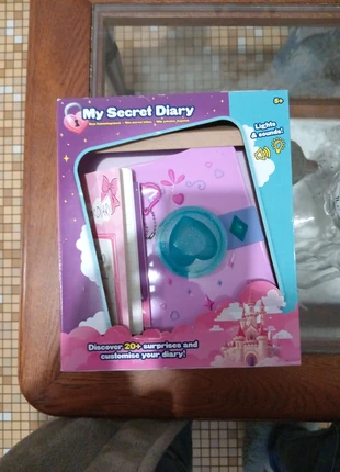 My secret diary neuf avec étiquette, marque: my secret diary, état: Neuf avec étiquette, taille: Taille unique, 8,00 €, 9,10 € Protection acheteurs incluse