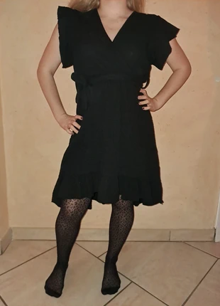 Robe effet cache coeur, manches à volants, marque: Cocco Bello, état: Neuf avec étiquette, taille: S / 36 / 8, 5,00 €, 5,95 € Protection acheteurs incluse