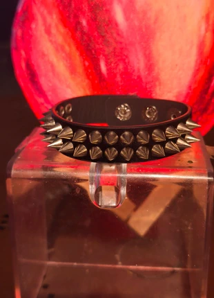 Bracelet qui pique de chez pique 02 lignes, brand: Punk, condizioni: Nuovo senza cartellino, €5.50, €6.48 include la Protezione acquisti