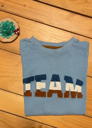 Sweat bleu clair Okaïdi TEAM – Taille 10A / 140 cm, marca: Okaïdi, estado: Novo sem etiquetas, tamanho: 10 anos / 140 cm, €5.00, €5.95 inclui Proteção do Comprador