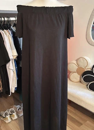 Robe longue large noire épaules découvertes Primark T36, marke: Primark, zustand: Sehr gut, größe: S / 36 / 8, 5,00 €, 5,95 € inklusive Vinted-Käuferschutz
