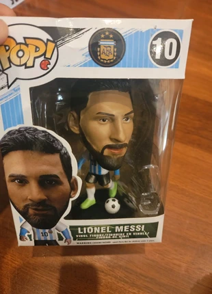 POP Lionel Messi novo, marca: POP, estado: Novo sem etiquetas, tamanho: 3 anos / 98 cm, €5.00, €5.95 inclui Proteção do Comprador