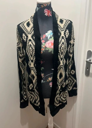 Gilet d’hiver longue noir et blanc- May & July, condizioni: Ottime, taglia: M / IT 42 / EU 38, €17.00, €18.55 include la Protezione acquisti