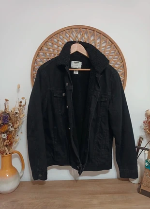 Chaqueta vaquera negra borreguito Bershka Denim Sherpa Jacket unisex talla S, marca: Bershka, estado: Novo sem etiquetas, tamanho: S, €30.00, €32.20 inclui Proteção do Comprador