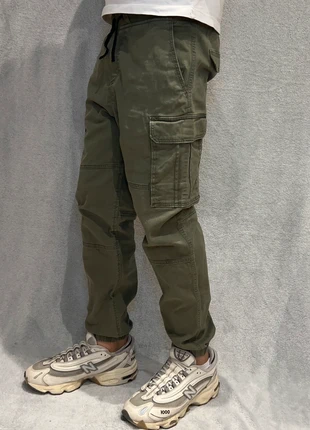 Cargo verde militar H&M – Talla 152 cm – Baggy / Utility Pants, marque: H&M, état: Très bon état, taille: 12 ans / 152 cm, 8,95 €, 10,10 € Protection acheteurs incluse