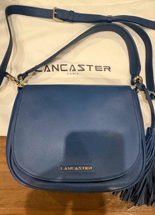 Sac à main Lancaster en vrai cuir bleu bandoulière réglable et amovible!, marca: Lancaster, estado: Muy bueno, 55,00 €, 58,45 € Protección al comprador incluida