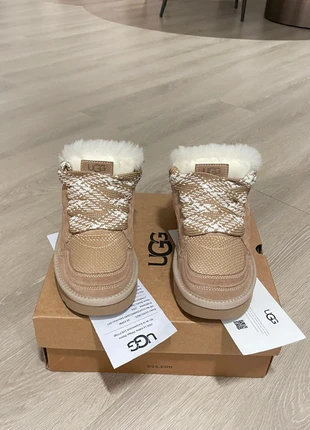 Ugg ultra Lowmel- wintersport, marque: UGG, état: Neuf avec étiquette, taille: 40, 105,00 €, 110,95 € Protection acheteurs incluse