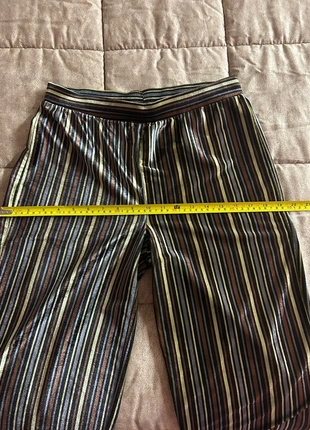 Pantaloni donna a Righe Multicolor in Velluto – Comodità con Stile, marca: Jacqueline de Yong, estado: Muito bom, tamanho: S / 36 / 8, €5.00, €5.95 inclui Proteção do Comprador