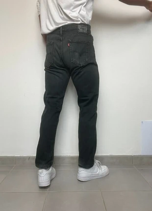 Jean Levi’s 502 homme W33 L29 coupe droite slim couleur noir 99% fort (495), marque: Levi's, état: Très bon état, taille: W33 | FR 42, 24,99 €, 26,94 € Protection acheteurs (Pro) incluse