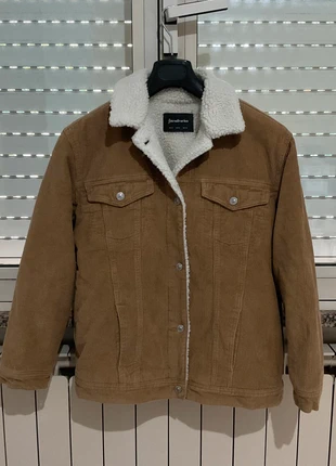 Giacca Stradivarius in velluto a coste, marca: Stradivarius, estado: Novo sem etiquetas, tamanho: M / 38 / 10, €15.00, €16.45 inclui Proteção do Comprador