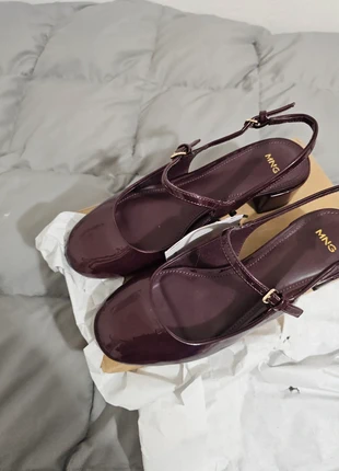 Mary Jane Mango bordeaux 🕊, marque: Mango, état: Neuf avec étiquette, taille: 35, 39,00 €, 41,65 € Protection acheteurs incluse